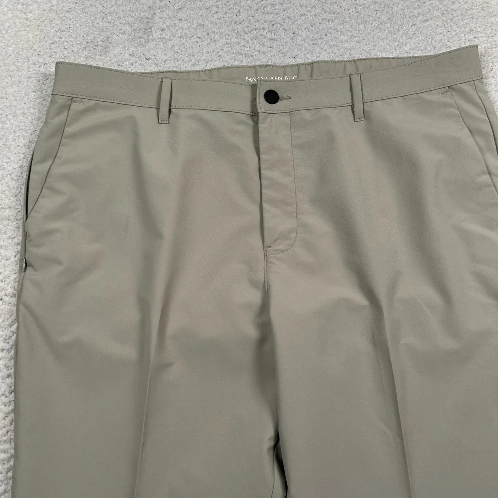 Banana Republic Pants Men's 40x31 Performance Chino‎ Straight Golf Casual Travel